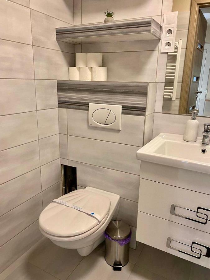 Апартаменты Hajnal Apartman Сегед Экстерьер фото