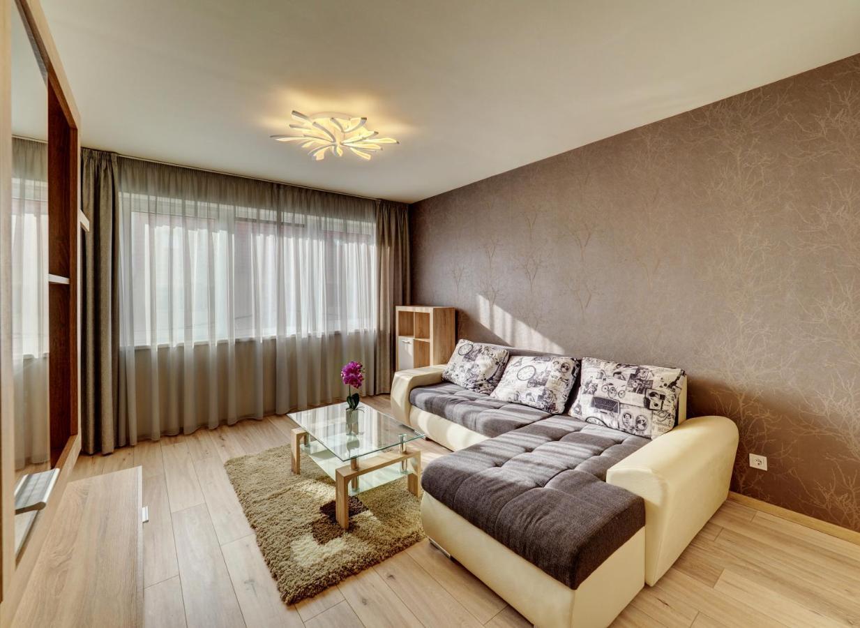 Апартаменты Hajnal Apartman Сегед Экстерьер фото