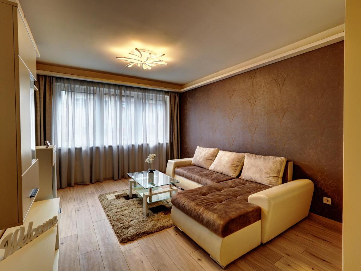 Апартаменты Hajnal Apartman Сегед Экстерьер фото