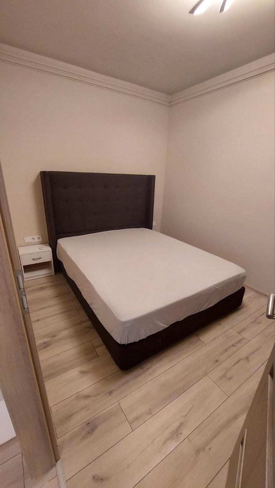 Апартаменты Hajnal Apartman Сегед Экстерьер фото