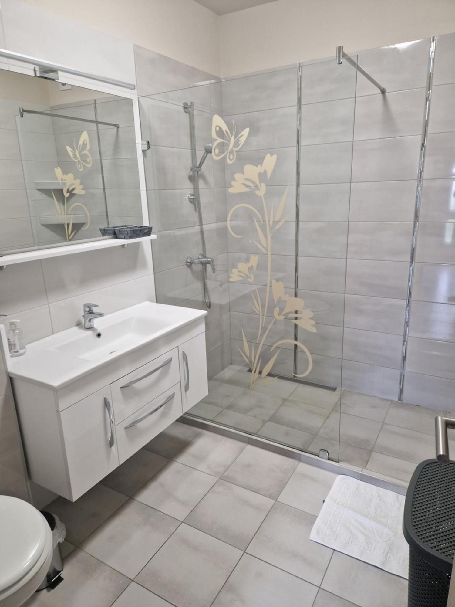 Апартаменты Hajnal Apartman Сегед Номер фото